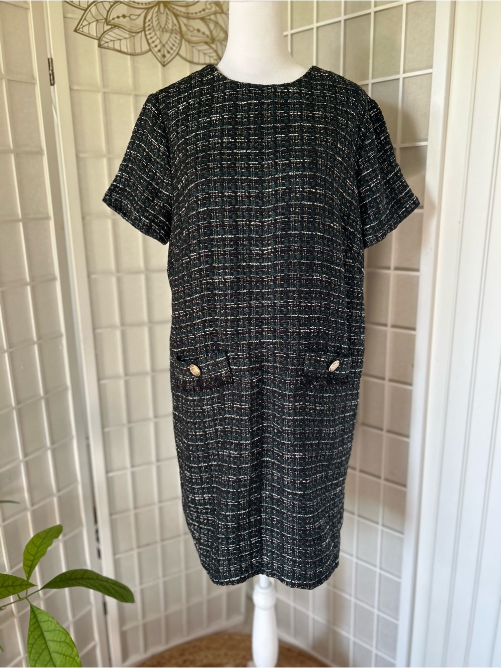 LOFT Tweed Metallic Short Sleeve Shift Dress – Size 10